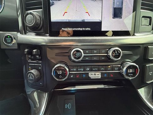 Used 2021 Ford F150 Lariat w/ Equipment Group 502A High image 12