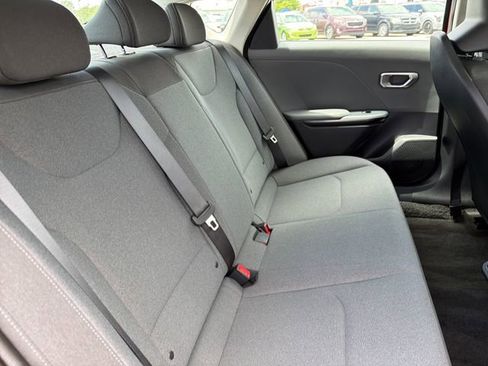 Certified 2025 Kia K4 FWD image 24