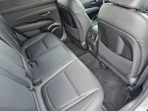 Used 2025 Hyundai Tucson Limited AWD/4WD image 30