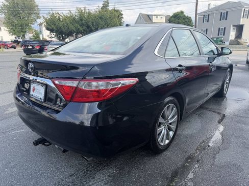 Used 2017 Toyota Camry XLE w/ Convenience Package FWD image 7