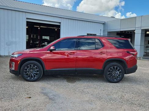 Used 2024 Chevrolet Traverse RS FWD image 43