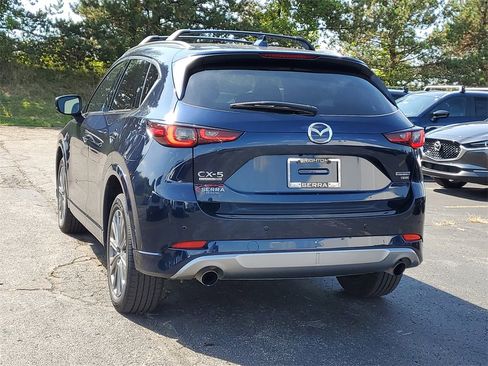 Used 2025 MAZDA CX-5 Signature image 2