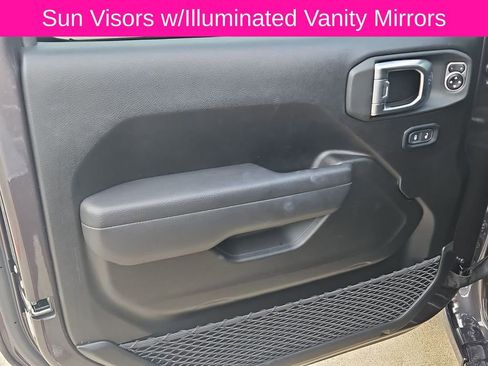 Used 2025 Jeep Wrangler Sport image 13