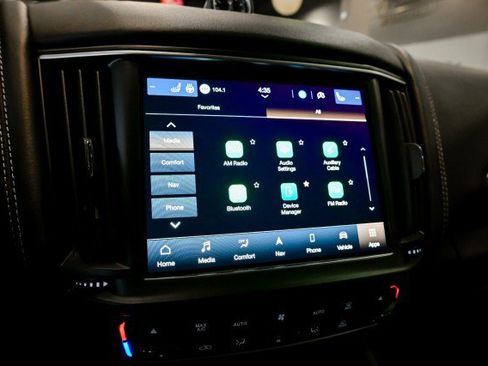 Used 2022 Maserati Levante Modena image 35