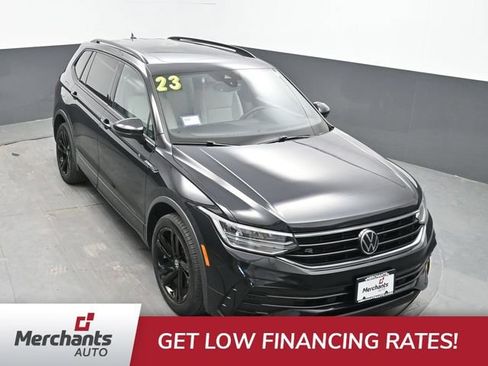 Used 2023 Volkswagen Tiguan SE R-Line AWD/4WD image 19