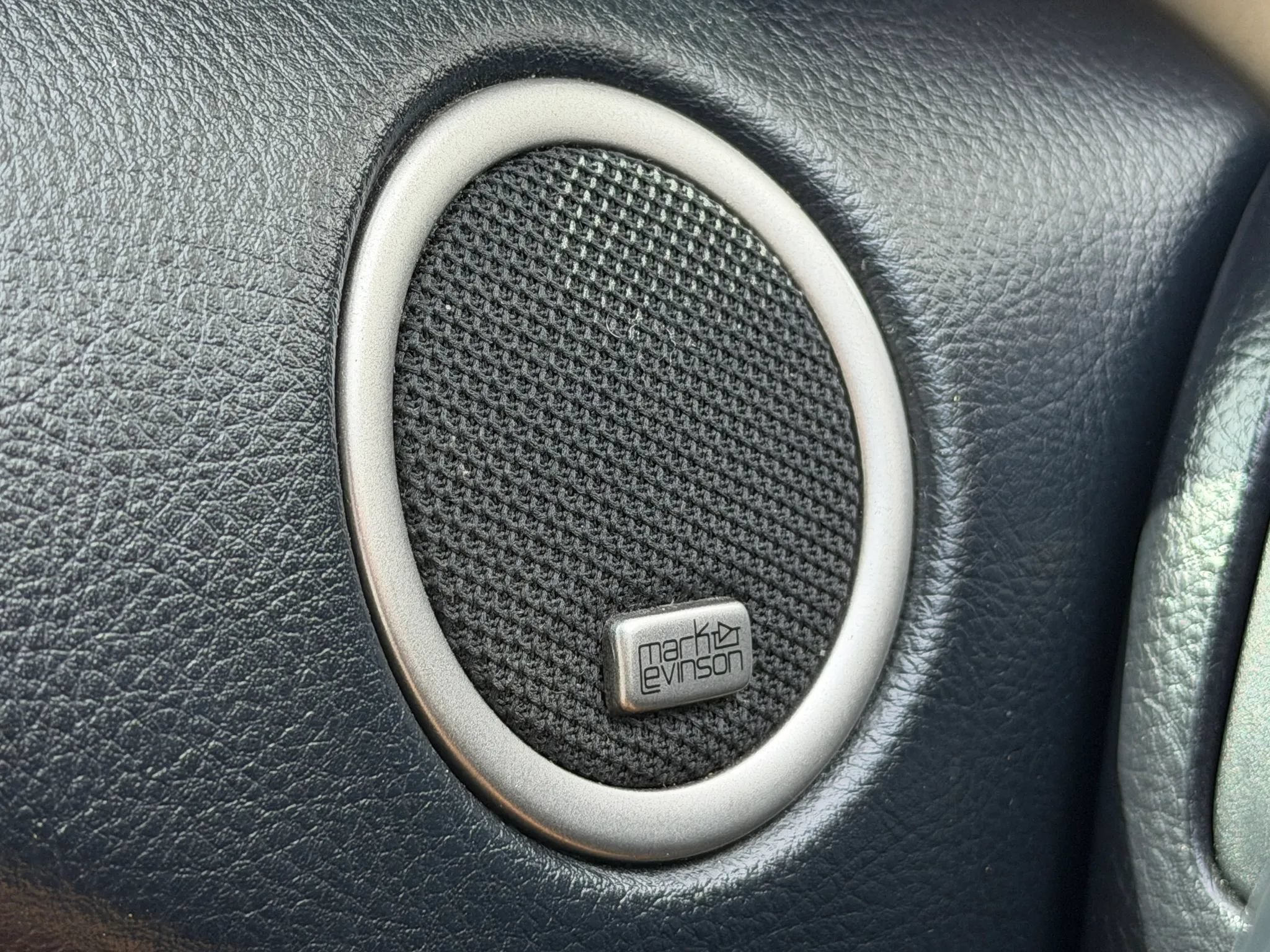 Used 2005 Lexus SC 430 Convertible RWD image 36