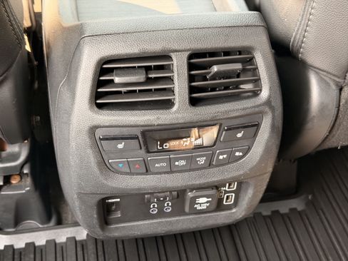 Certified 2021 Honda Pilot Touring image 22