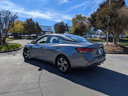 Used 2023 Nissan Sentra SV image 7