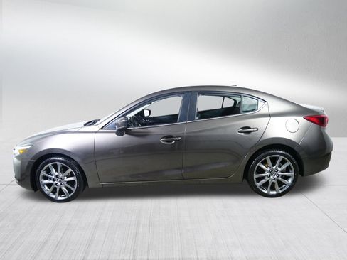 Used 2018 MAZDA MAZDA3 Grand Touring w/ Premium Equipment Package image 4
