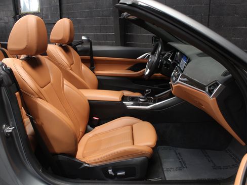 Used 2023 BMW 430i xDrive Convertible w/ Premium Package AWD/4WD image 42