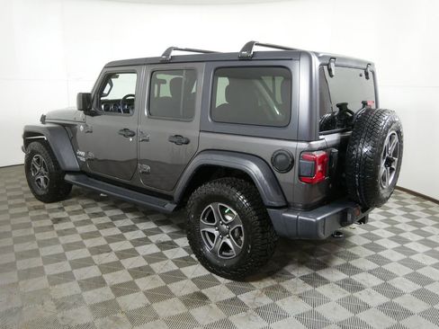 Used 2018 Jeep Wrangler Unlimited Sport S image 6