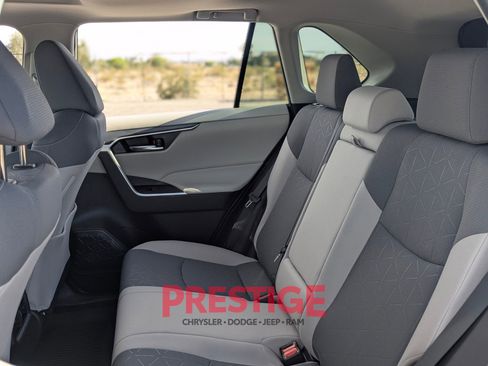 Used 2022 Toyota RAV4 XLE w/ Convenience Package AWD/4WD image 29