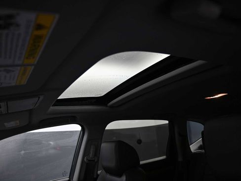 Used 2021 Honda CR-V Touring image 25