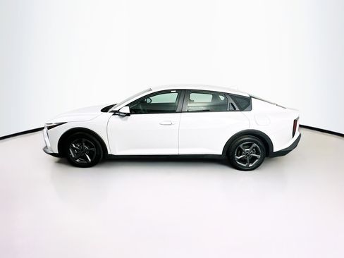 Used 2025 Kia K4 LXS image 4