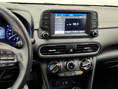 Used 2021 Hyundai Kona SE FWD image 17