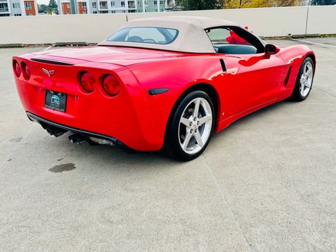 Used 2006 Chevrolet Corvette Convertible w/ Preferred Equipment Group RWD image 44