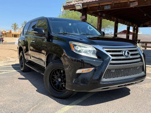Used 2015 Lexus GX 460 w/ Comfort Package AWD/4WD image 2