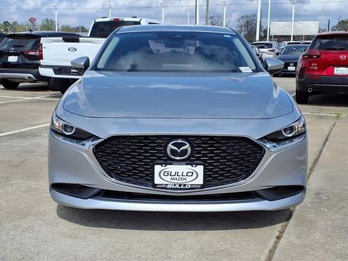 Used 2021 MAZDA MAZDA3 Sedan image 3