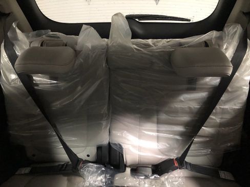 New 2026 Honda Pilot Touring image 16