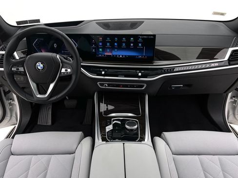 Used 2024 BMW X5 xDrive40i w/ Premium Package AWD/4WD image 22
