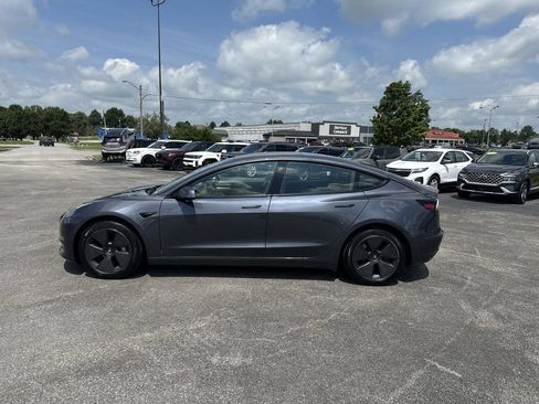 Used 2023 Tesla Model 3 Standard Range RWD image 11