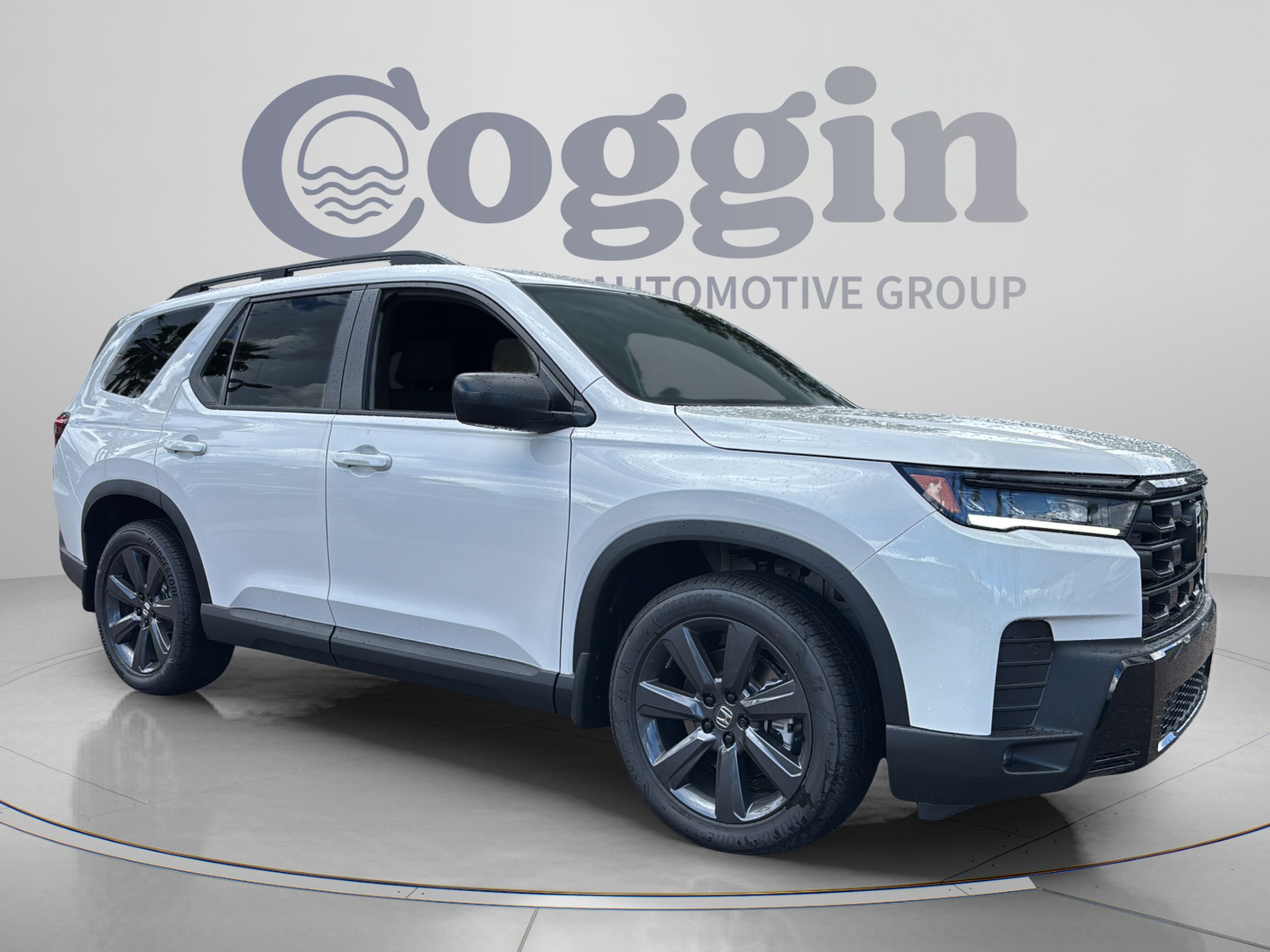 New 2026 Honda Pilot Sport image 7