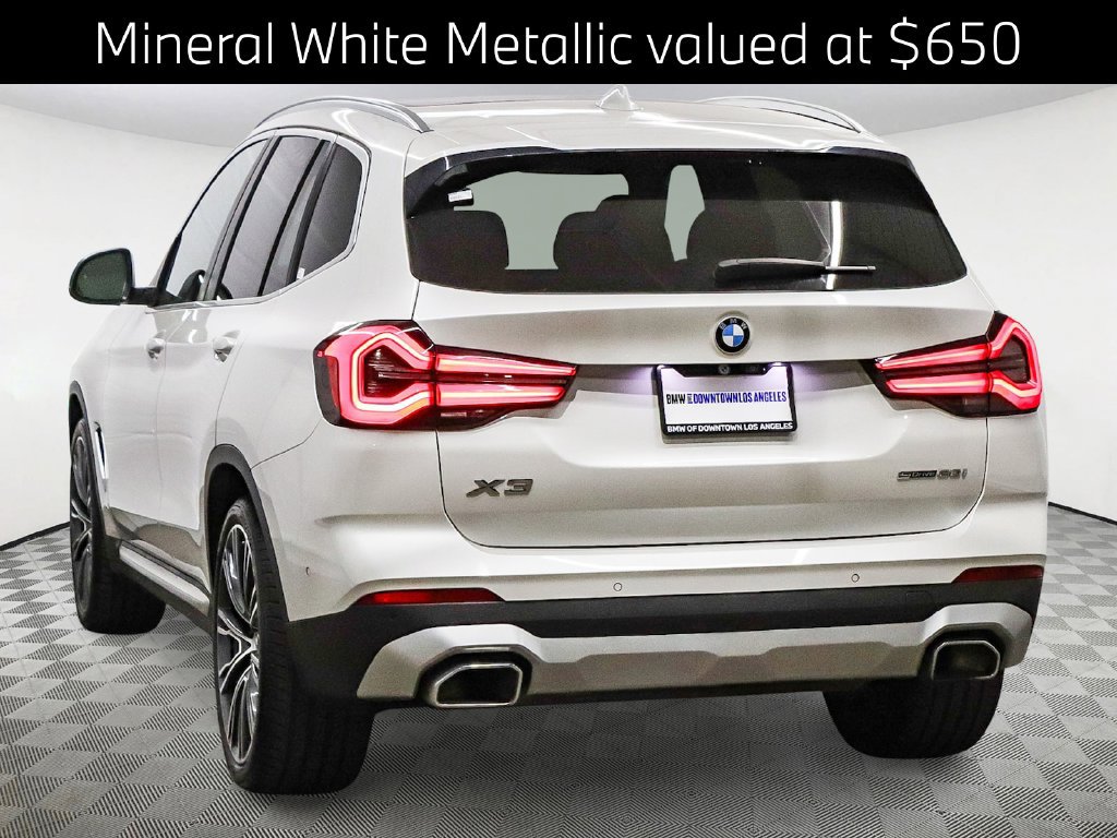 Certified 2024 BMW X3 sDrive30i w/ Premium Package RWD image 9