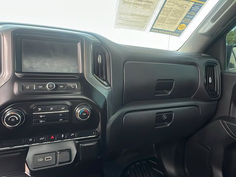 Used 2021 Chevrolet Silverado 1500 W/T w/ WT Convenience Package AWD/4WD image 13