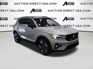 Used 2025 Volvo XC40 B5 Plus video 2