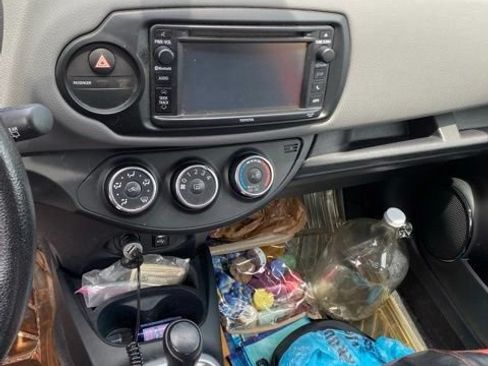 Used 2015 Toyota Yaris L FWD image 4