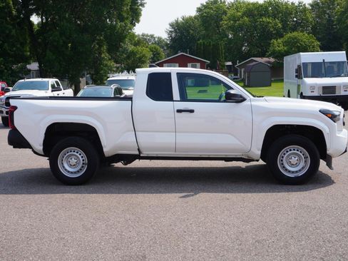 Used 2025 Toyota Tacoma SR RWD image 6