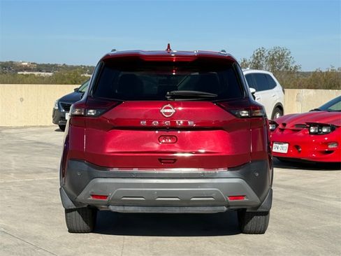 Used 2023 Nissan Rogue SV w/ SV Premium Package image 7