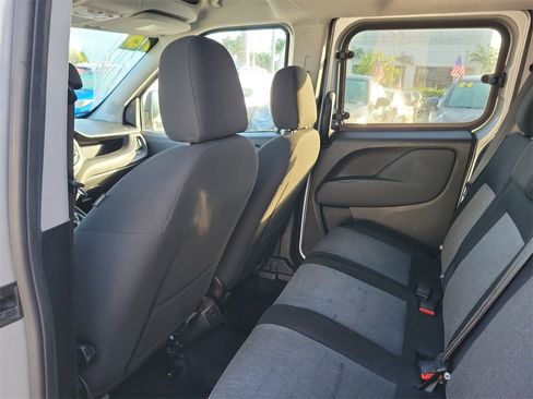 Used 2018 RAM ProMaster City SLT image 11