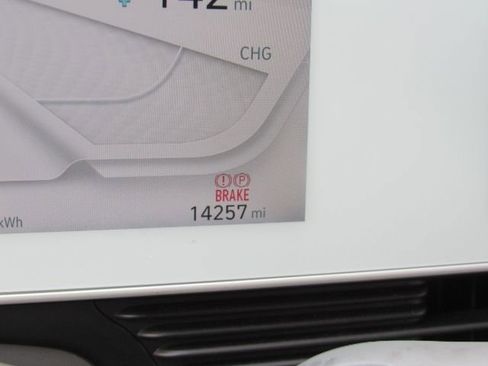 Used 2023 Hyundai Ioniq 5 Limited image 45