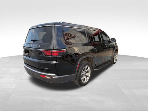 Used 2022 Jeep Wagoneer Series II image 8