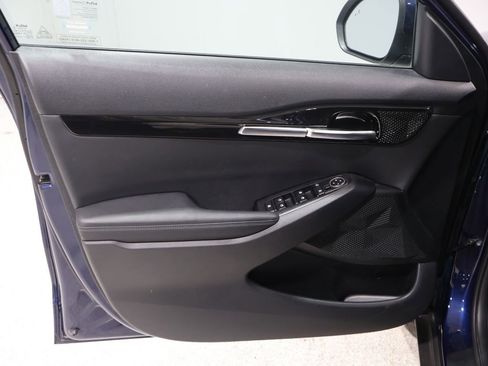 Used 2025 Kia Seltos EX image 13