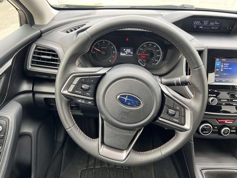 Used 2021 Subaru Crosstrek 2.0i Premium image 12