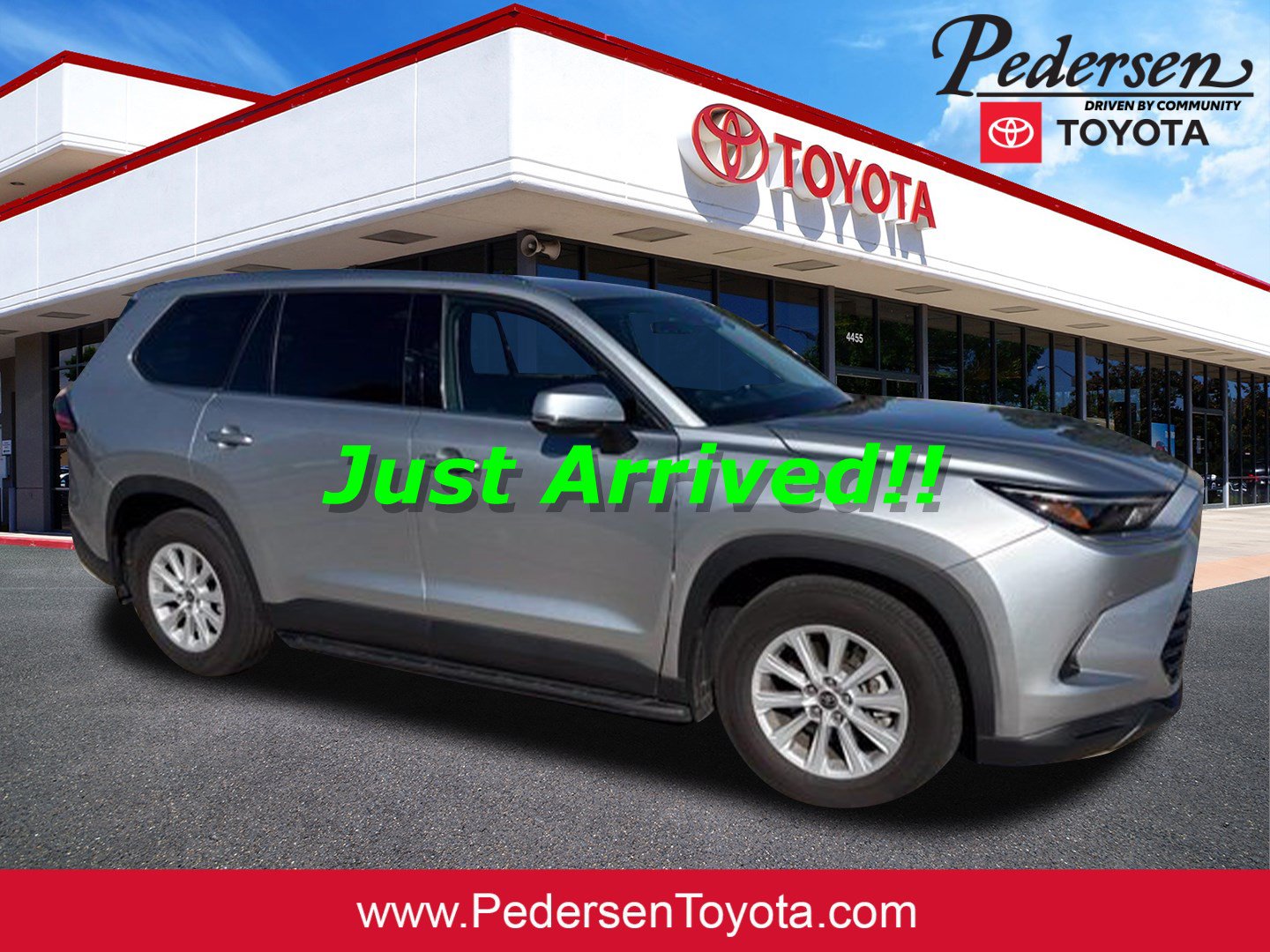 Used 2025 Toyota Grand Highlander FWD image 1