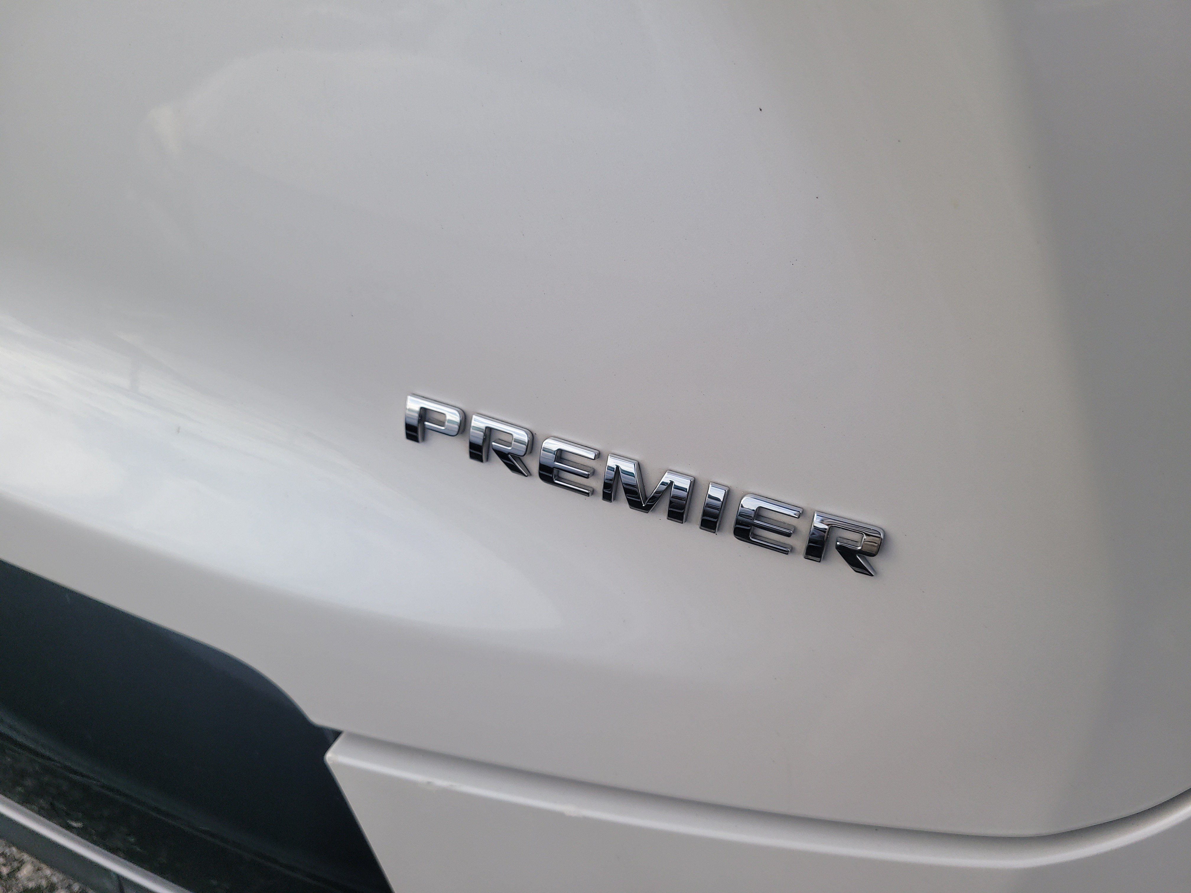 Used 2024 Chevrolet Blazer Premier w/ Driver Confidence II Package AWD/4WD image 11