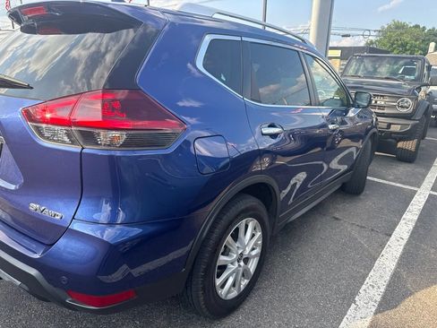 Used 2020 Nissan Rogue SV AWD/4WD image 5
