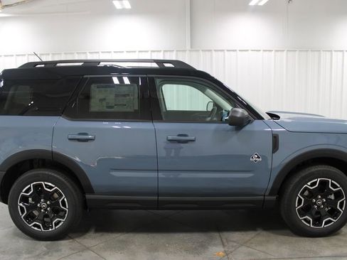 New 2025 Ford Bronco Sport Outer Banks image 10