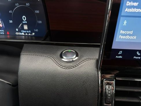 Used 2024 Lincoln Navigator Reserve image 45