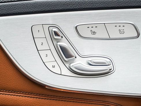 Used 2017 Mercedes-Benz C 300 4MATIC Cabriolet image 35