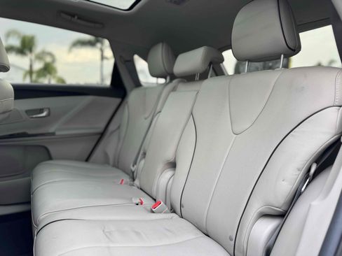 Used 2015 Toyota Venza XLE w/ XLE Premium Package image 15