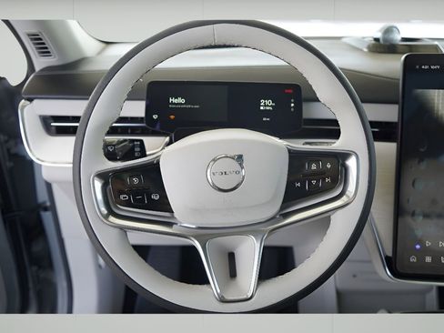 New 2025 Volvo EX90 Ultra AWD/4WD image 11