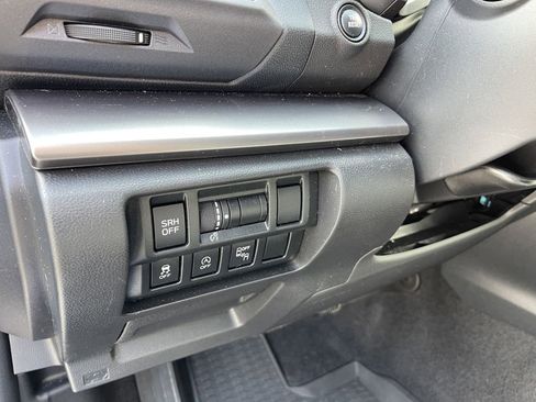 Used 2021 Subaru Crosstrek 2.5i Limited w/ Moonroof Package 2 image 18