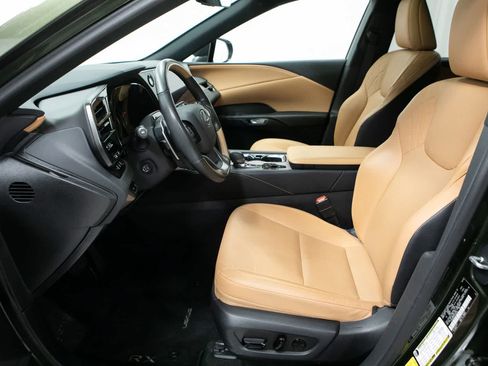 Used 2024 Lexus RX 350 Premium w/ Convenience Package FWD image 23