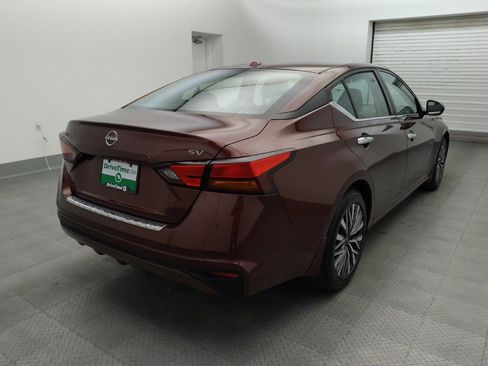 Used 2023 Nissan Altima 2.5 SV FWD image 9