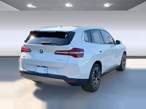 Used 2025 BMW X3 xDrive30i w/ Premium Package AWD/4WD image 9