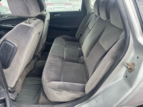 Used 2011 Chevrolet Impala LT image 11